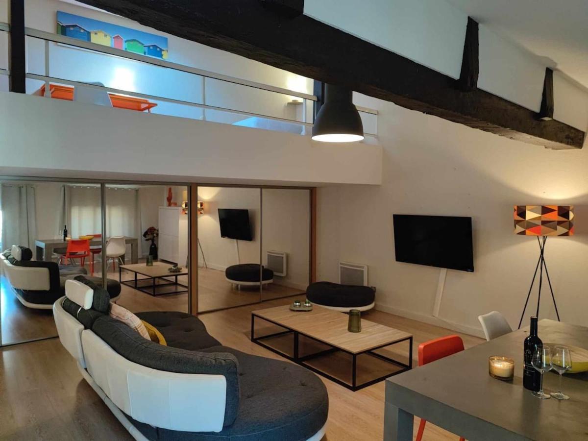 Charme De Victor Conciergeriedamecarcas Lägenhet Carcassonne Exteriör bild